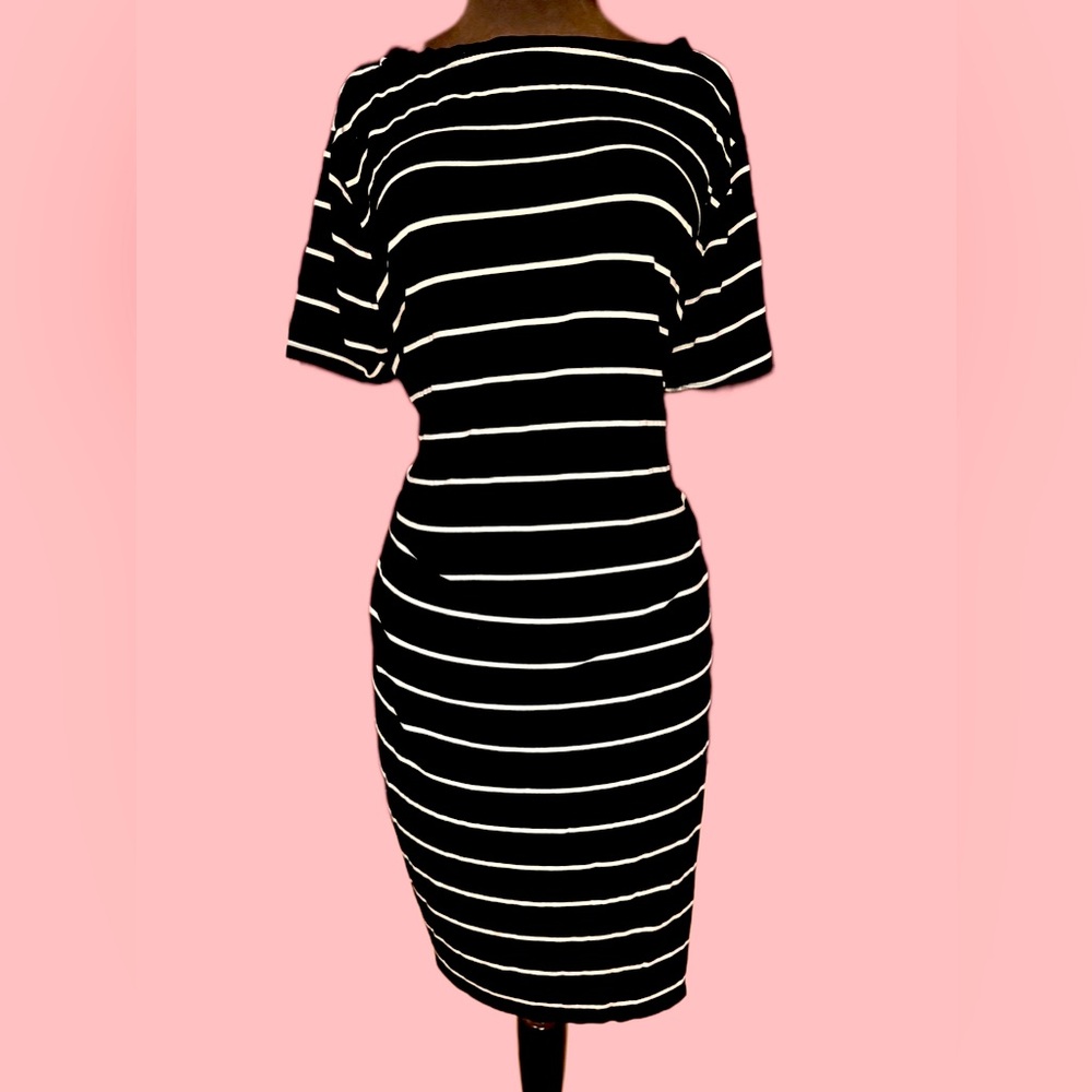 Cute Ava & Viv 2X Back and White Striped Dress